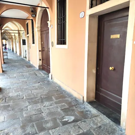 Loft Loggia Al Santo - Zona Ospedale E Centro Storico *